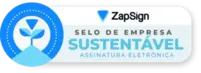 Selo de empresa sustentável Zapsign, devido à utilização de assinatura eletrônica, composto por um circulo em tons de azul com uma muda de planta no meio, e anexo à direita um retangulo com bordas arredondadas, dizendo 'Selo de empresa sustantável'